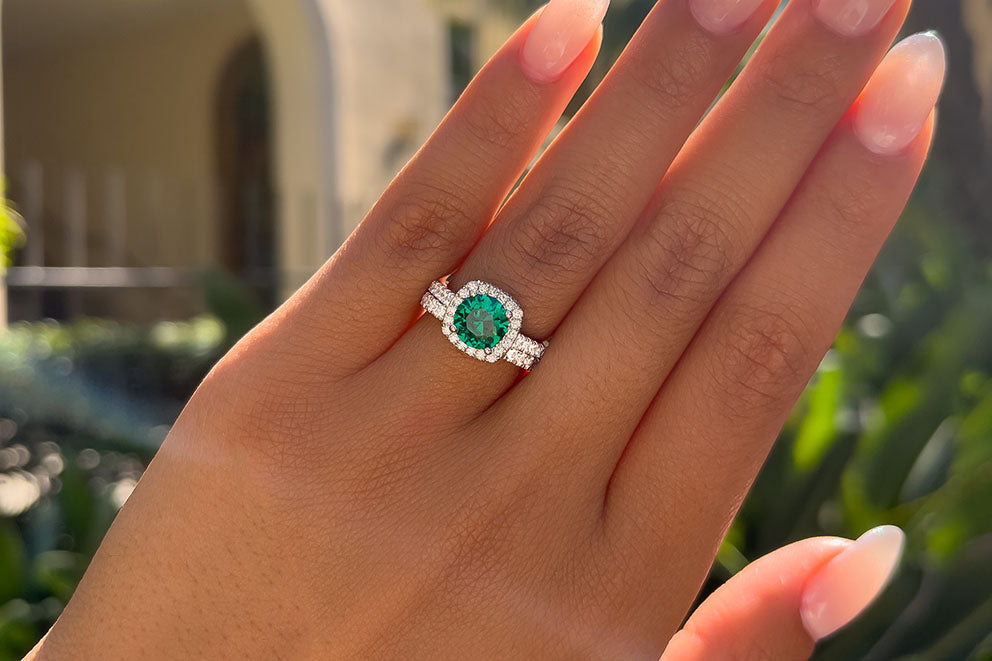 emerald and diamond wedding ring set