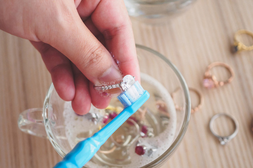 polishing vintage jewelry