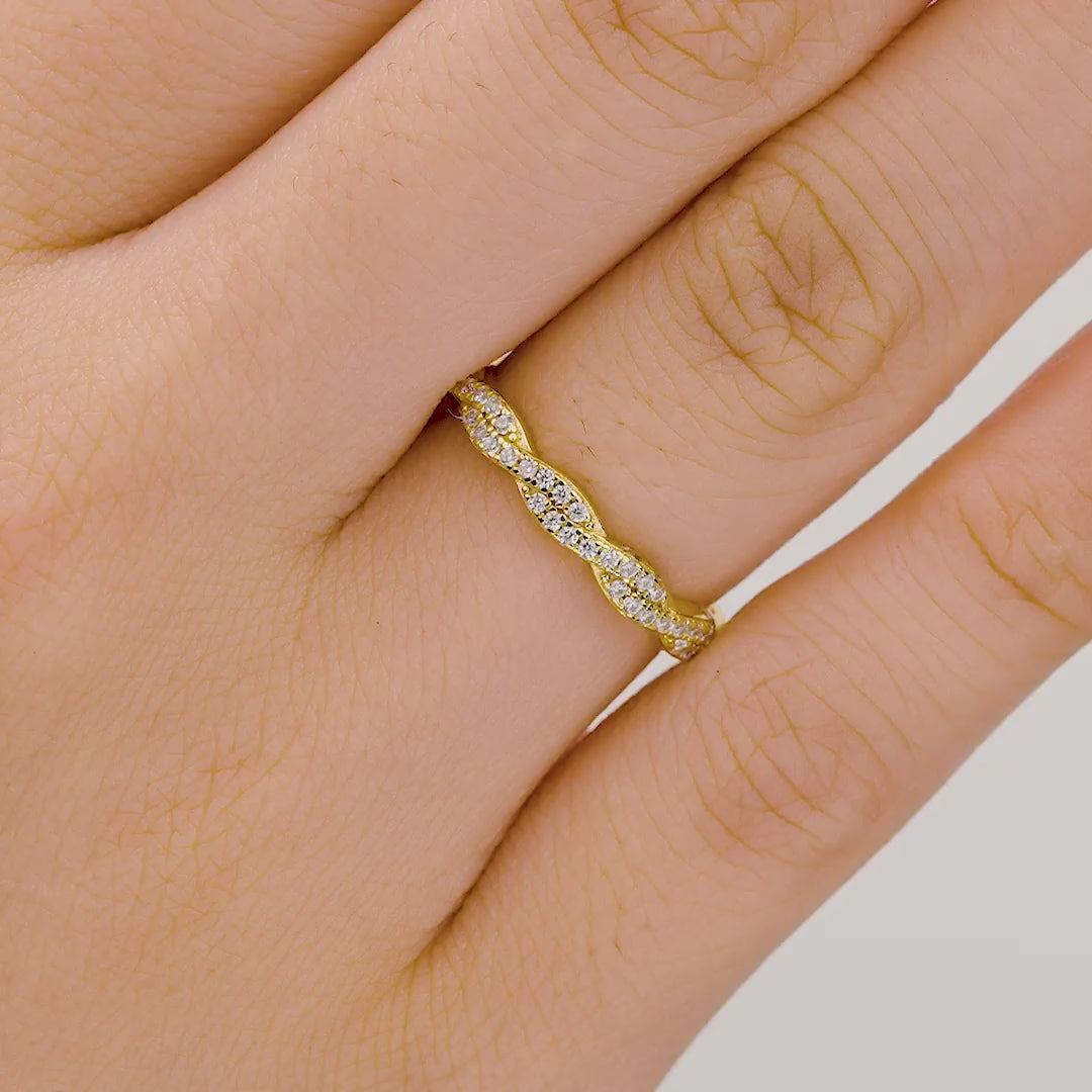 gold twisted wedding band