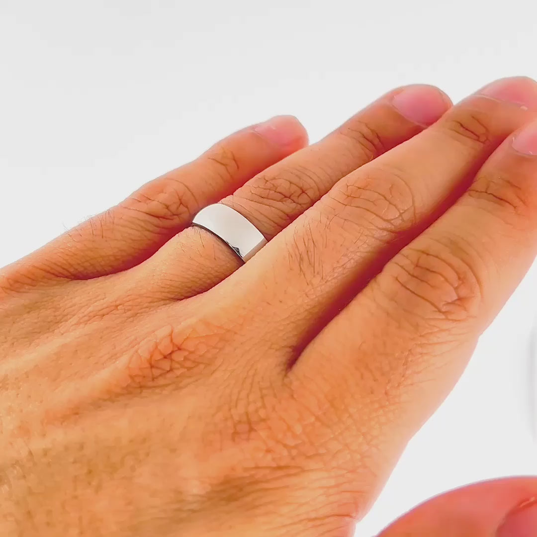 video of an affordable silver mens Horizon wedding ring on model's hand