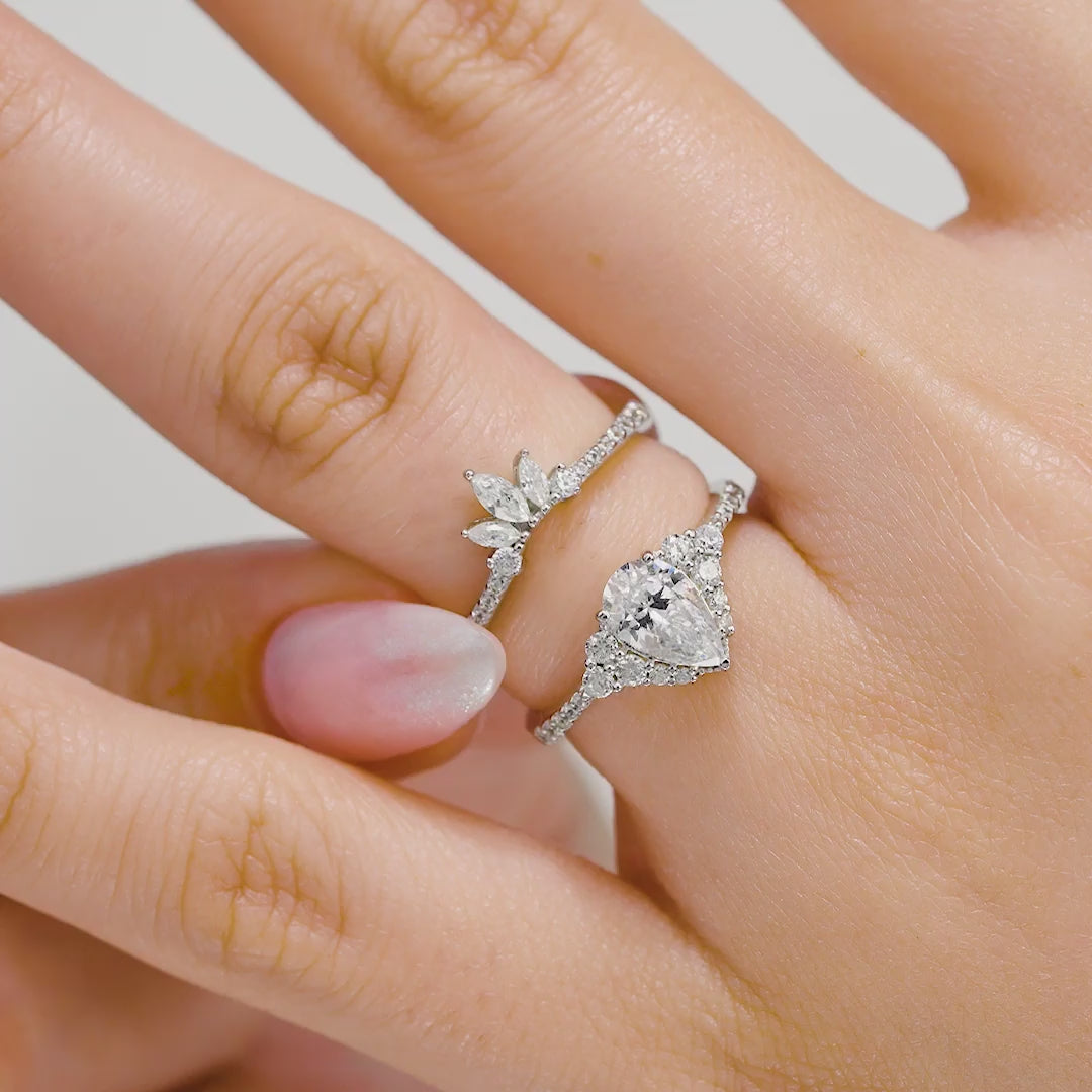 vintage wedding set on women's finger