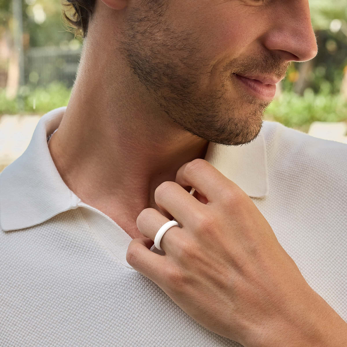 white 5mm silicone band on model