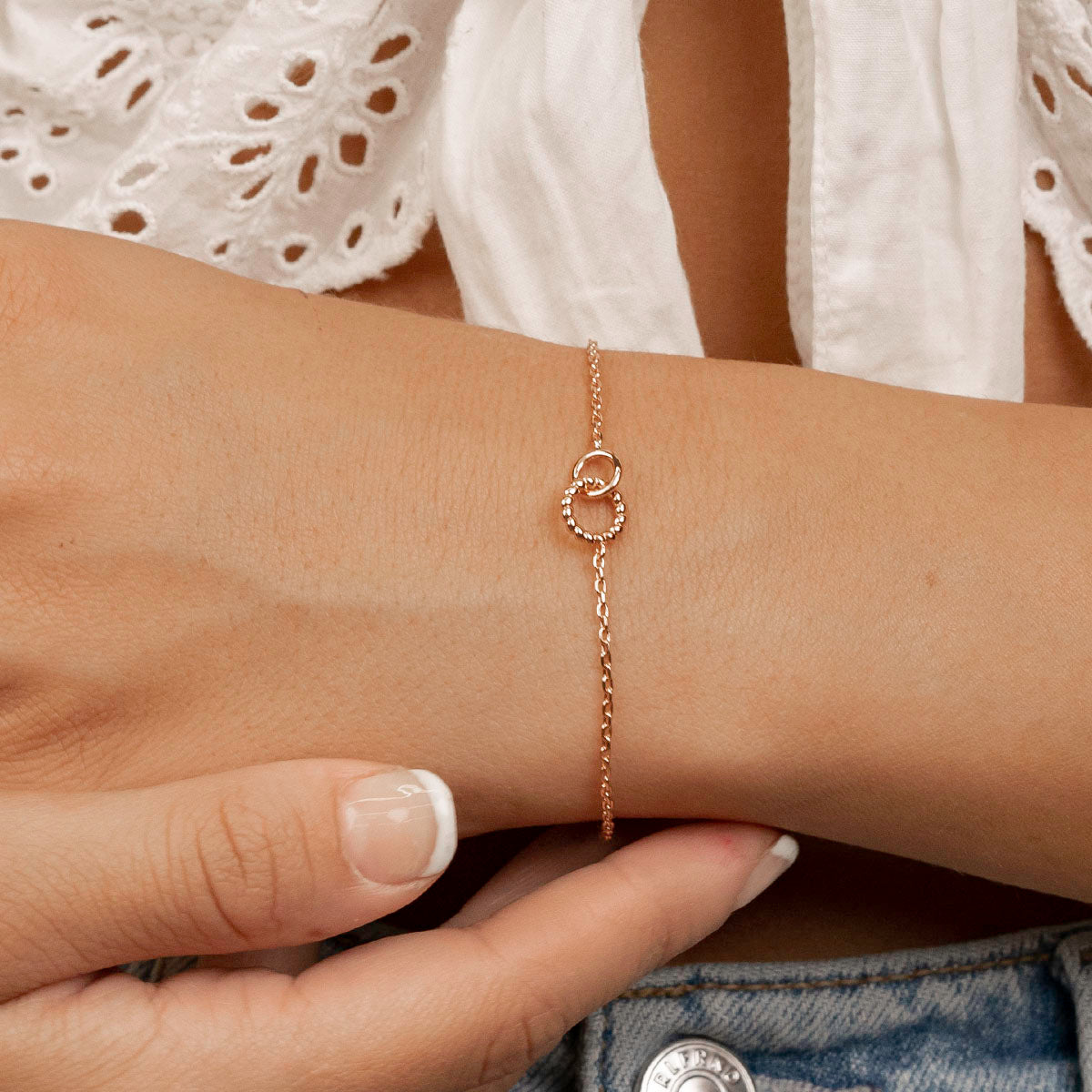 Loop rose gold bracelet